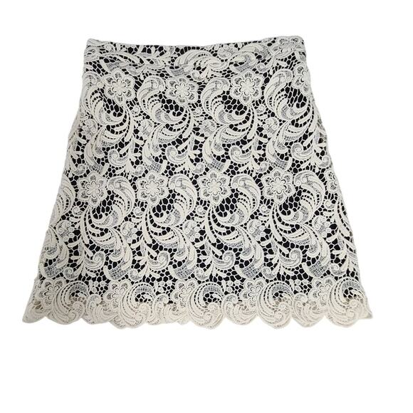 Alice+Olivia Lucia Lace women's skirt Ivory Cottagecore Coquette Feminine Small - Picture 1 of 8